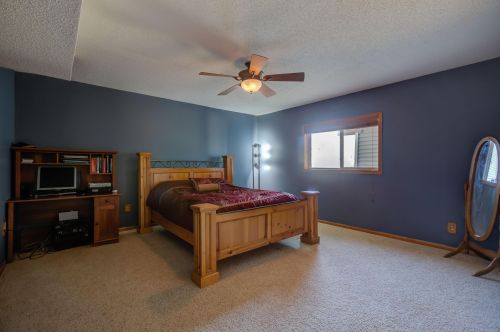 679 Falcon Rdg Rd, Saint Paul MN  55125-1457 exterior