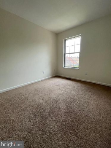 7 Dawn Vw Ct, Silver Spring MD 20904-1252 exterior