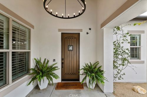 1769 Green Orchard Pl, Riverside CA  92508-8746 exterior