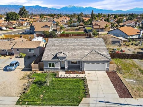 1063 Eucalyptus Ave, Rialto, CA 92376-4516