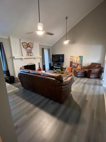 5431 Barcelona Dr, Garland TX  75043-5110 exterior