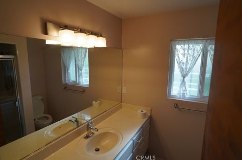 2766 Lizbeth Ave, Anaheim CA  92806-4831 exterior