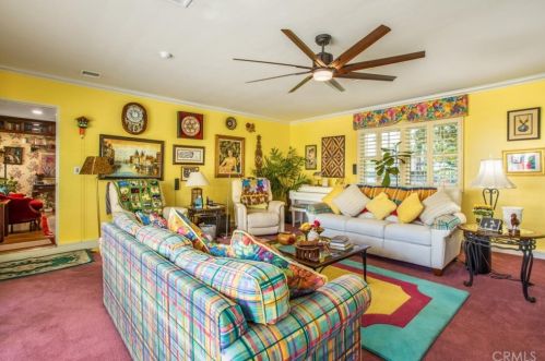 3520 Watkins Dr, Riverside CA  92507-4609 exterior