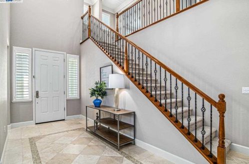 2534 Brandini Dr, Pleasanton, CA 94568-7981