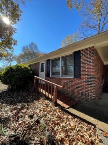 131 Worthington Dr, Marietta, GA 30068-3372