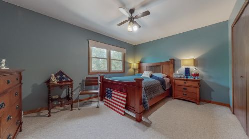 7 Wescott Ct, Lemont IL  60440-9000 exterior