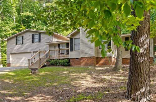 154 Hackberry Dr, Dalton, GA 30720-5897