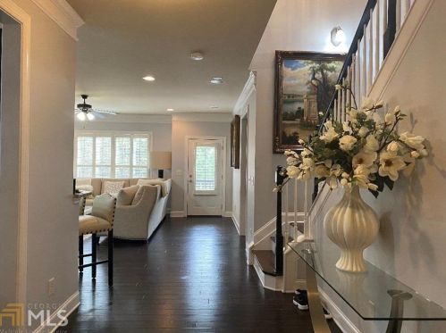 5965 Vista Brook Dr, Suwanee, GA 30024-3353