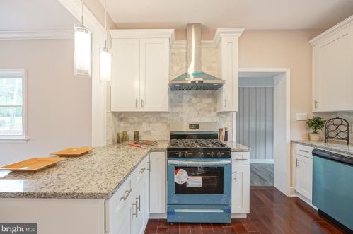 502 Mount Laurel Rd, Mount Laurel NJ  08054-9523 exterior