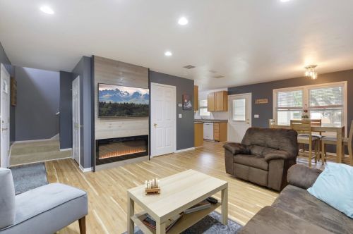 325 Goodrich Ave, Saint Paul MN  55102-2703 exterior