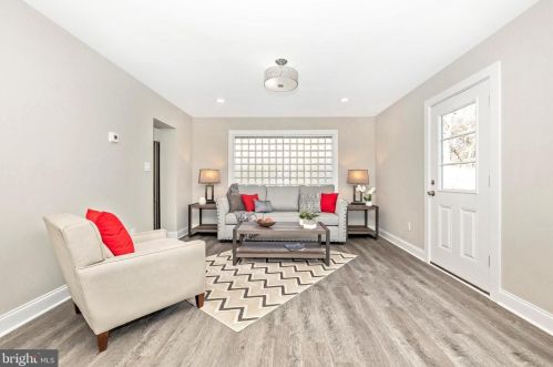 9923 Sutherland Rd, Silver Spring MD 20901-2314 exterior