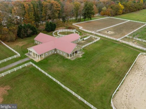 2770 Monmouth Rd, Jobstown, NJ 08041-2211