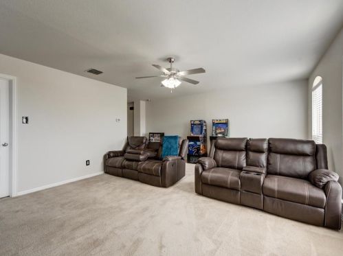 8632 Running River Ln, Fort Worth TX  76131-3380 exterior