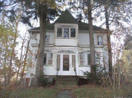 531 Allen St, New Britain, CT 06053-3326