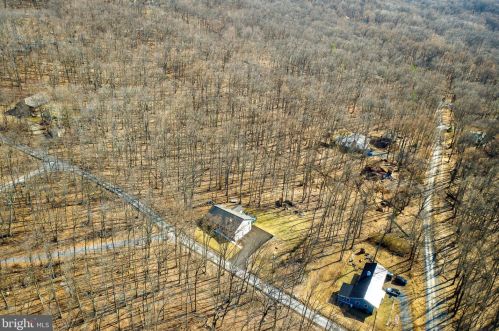 340 Revenoor Rd, Harpers Ferry WV exterior