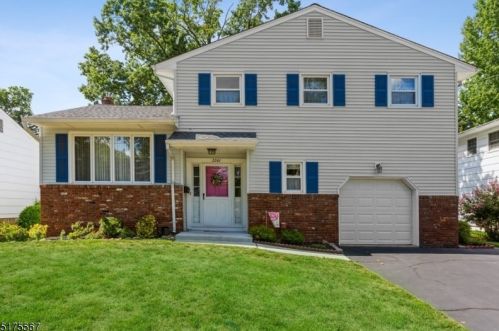 2241 New York Ave, Scotch Plains, NJ 07076-4623