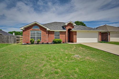 3301 Rustic Meadow Trl, Midlothian TX  76063-5833 exterior