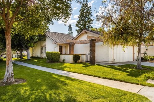 1201 Woodside Dr, Placentia, CA 92870-3721