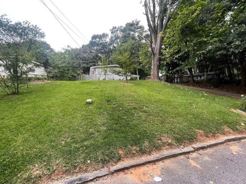 3388 Colquitt Dr, Atlanta GA  30340-1813 exterior