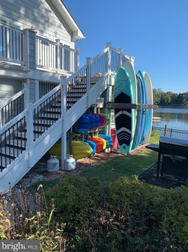 312 Arundel Bch Rd, Severna Park MD 21146-3312 exterior