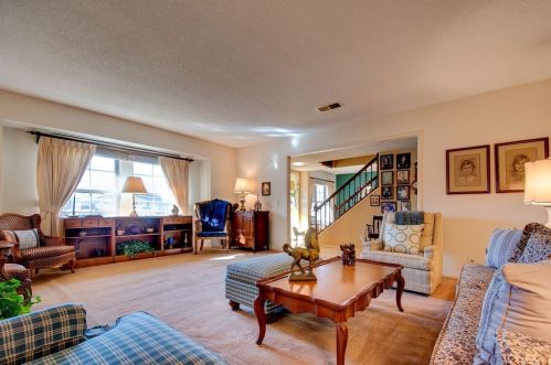 17372 Village Dr, Tustin, CA 92780-2546