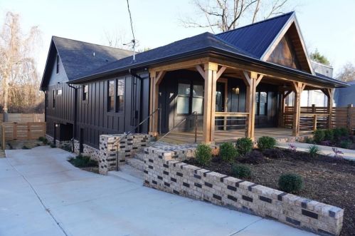 1602 Lakewood Ave, Atlanta GA  30315-5224 exterior