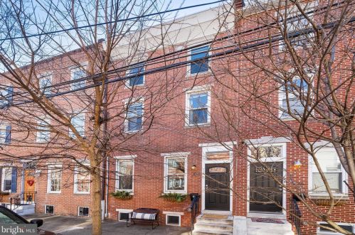 1636 Eyre St, Philadelphia PA  19125-2420 exterior