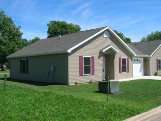 318 Riverview Ct, Lacon, IL 61540