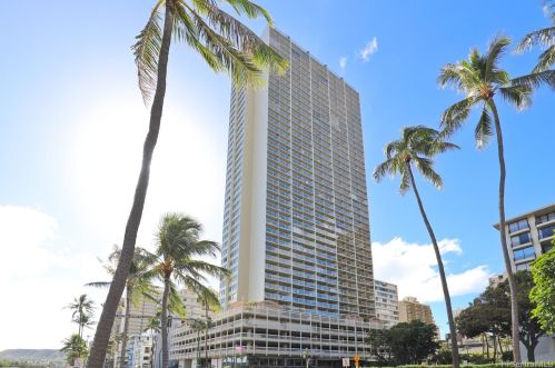 445 Seaside Ave, Honolulu HI  96815-2640 exterior