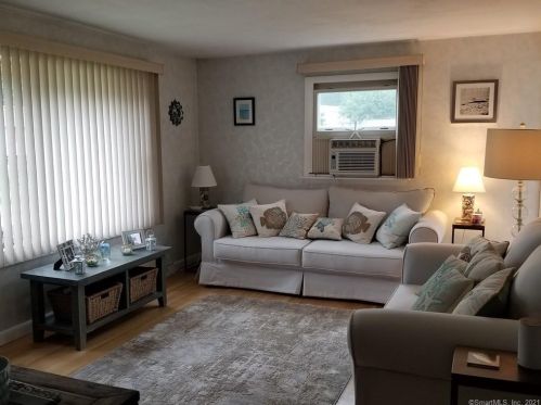 60 Terrace Ave, Niantic CT  06357-3010 exterior