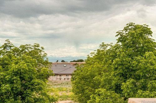 14653 Belleview Dr, Aurora CO 80015-2258 exterior