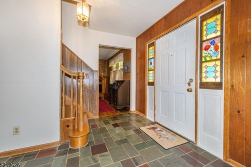 510 Golf Links Dr, Bridgewater, NJ 08807-1616