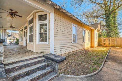 446 Holderness St, Atlanta GA  30310-1758 exterior
