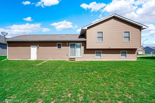 7424 Clark Rd, Gary, IN 46410-6696