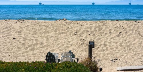4709 Sandyland Rd, Carpinteria, CA 93013-2255