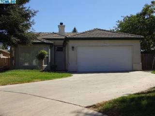 1501 Monte Vista Ct, Visalia, CA 93292-1724
