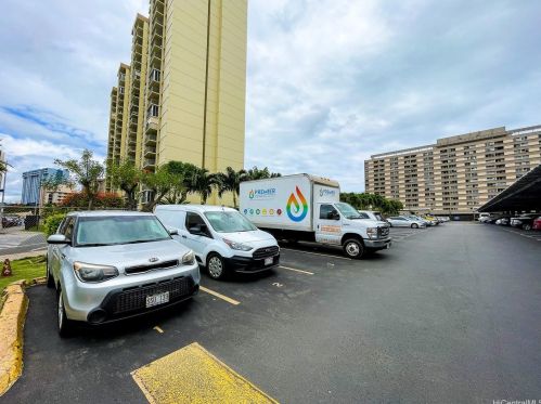 3215 Ala Ilima St, Honolulu HI  96818-2946 exterior