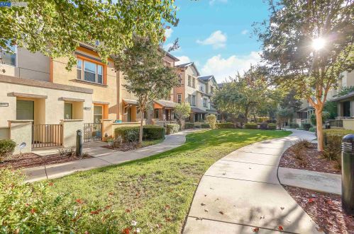 25441 Huntwood Ave, Hayward, CA 94544-2781