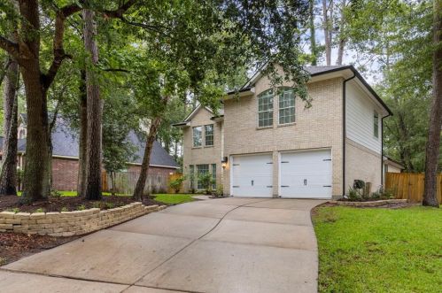 38 Florian Ct, Conroe TX  77385-3574 exterior