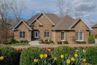 308 Setters Ln, Tullahoma, TN 37388-4863