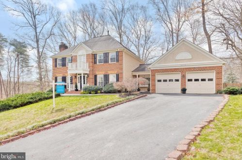 12173 Darnley Rd, Woodbridge, VA 22192-6615