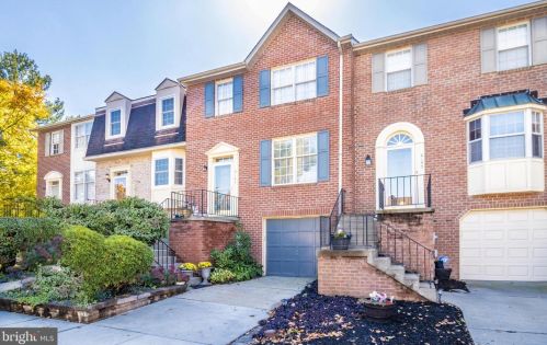 8243 Waterside Ct, Frederick, MD 21701-9301