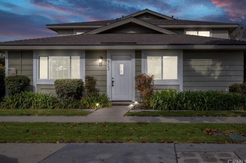 4642 Vista Bahia Dr, Huntington Beach, CA 92649-3279