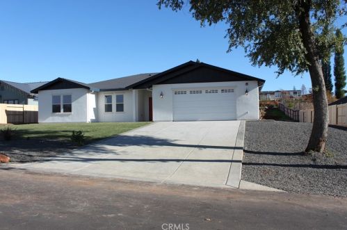 5382 Filbert St, Paradise, CA 95969-5707