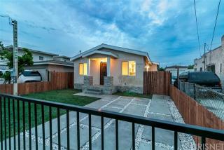 11858 Gale Ave, Hawthorne CA  90250-2814 exterior