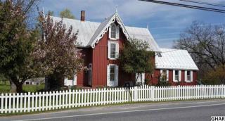 831 Claremont Rd, Carlisle PA  17013-8860 exterior