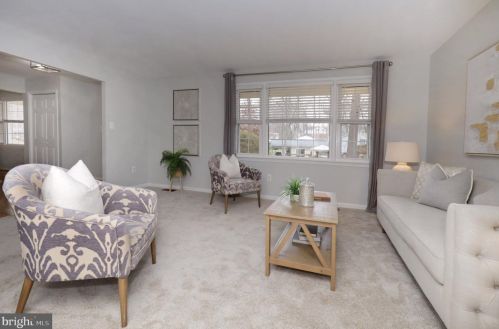 7099 Game Lord Dr, Springfield VA  22153-1312 exterior