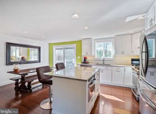 5812 Heming Ave, Springfield VA  22151-2716 exterior