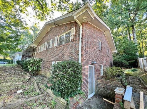 3011 Belingham Dr, Atlanta GA  30345-1503 exterior