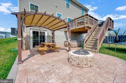 2148 Mallard Ln, Locust Grove, VA 22508-3126